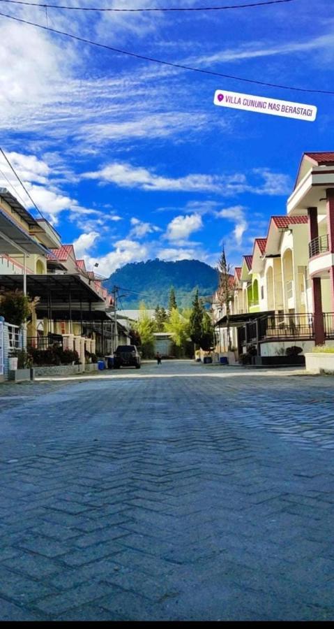 Villa Gunung Mas Berastagi Luaran gambar